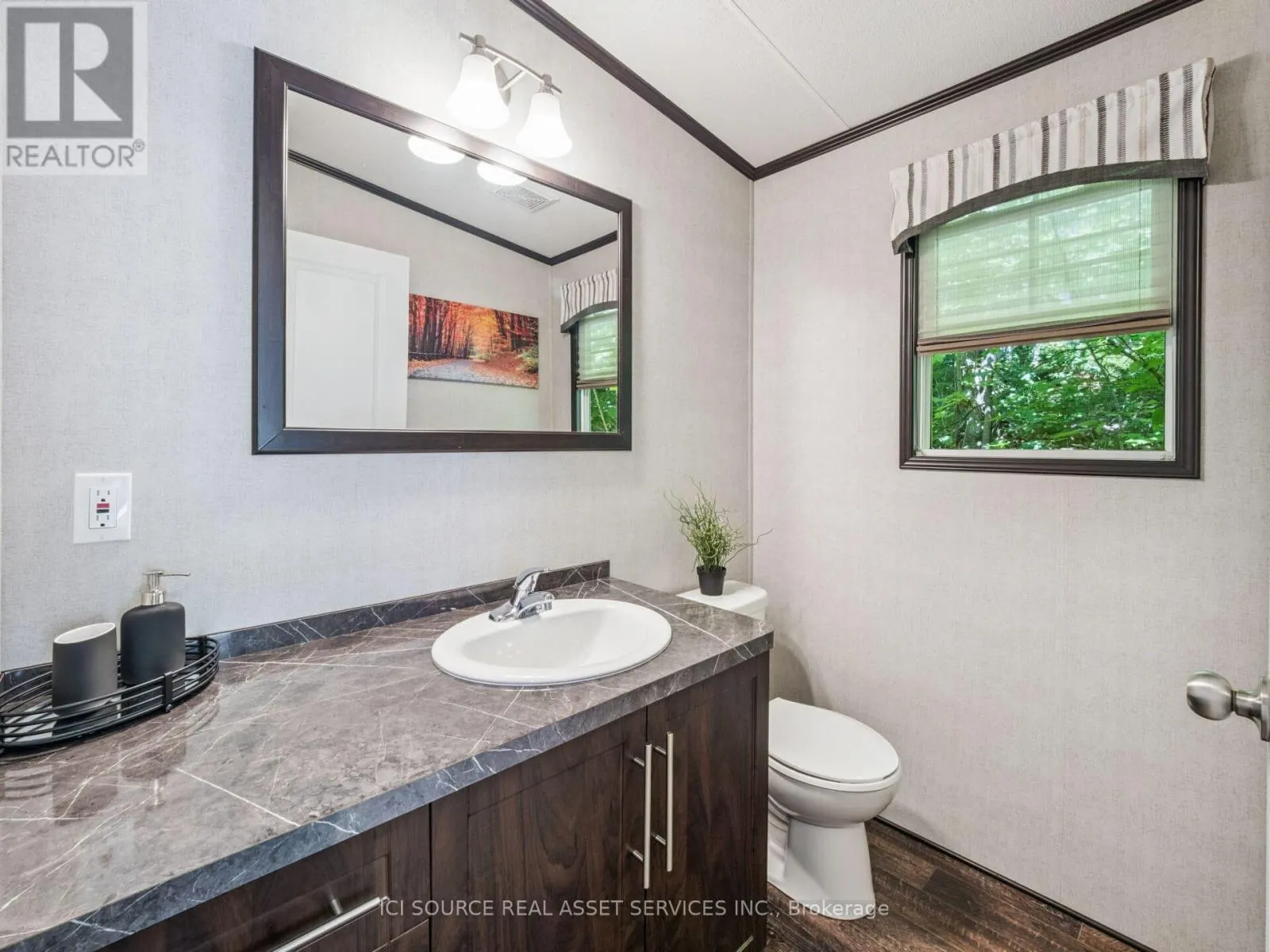 SMR192 - 1082 SHAMROCK MARINA ROAD
