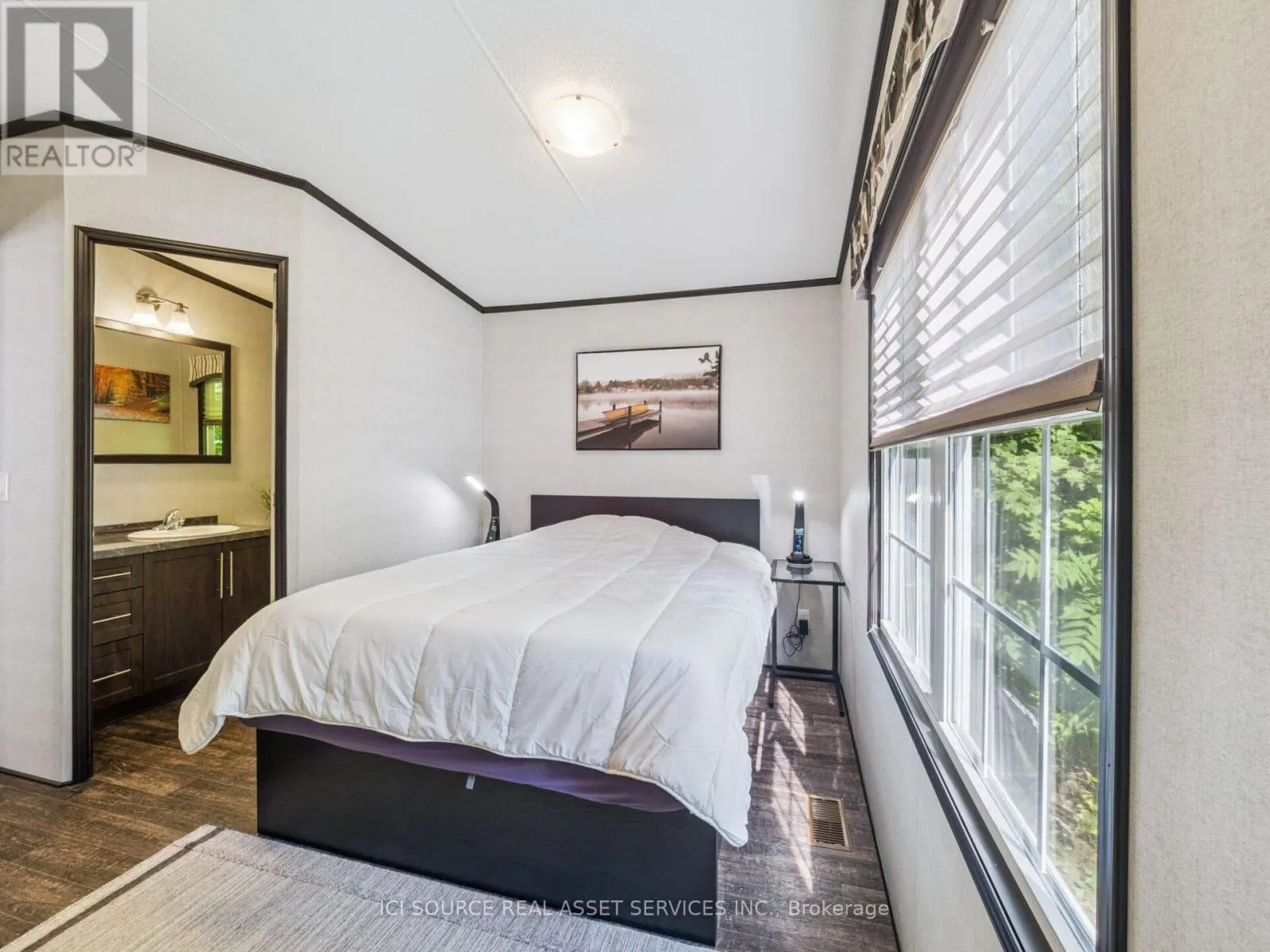 SMR192 - 1082 SHAMROCK MARINA ROAD