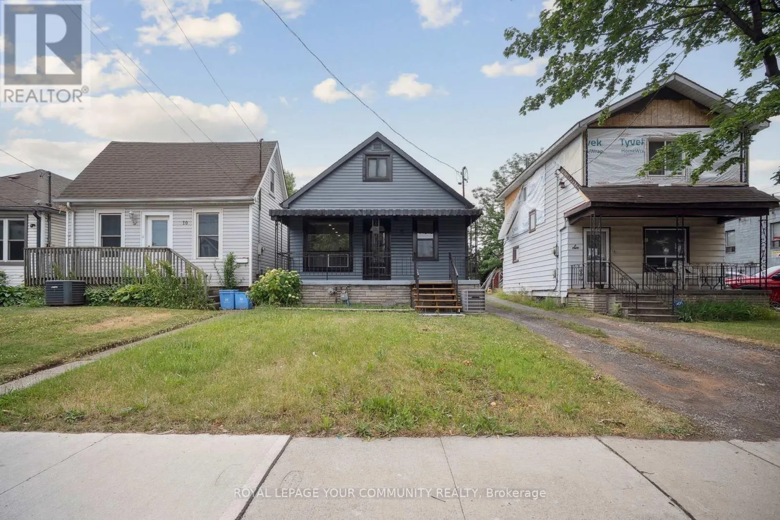 8 MERCHISON AVENUE