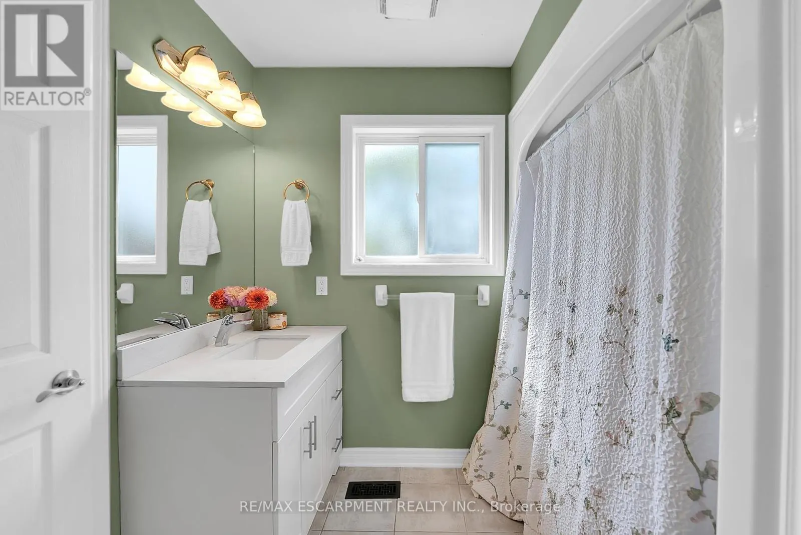 4116 WALCOT COURT