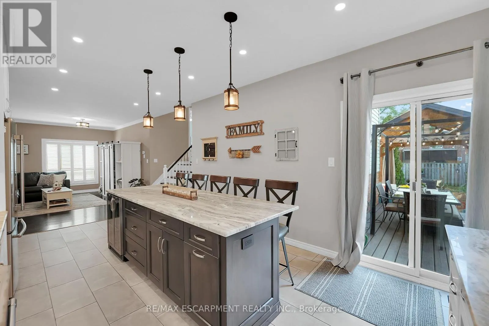 4116 WALCOT COURT