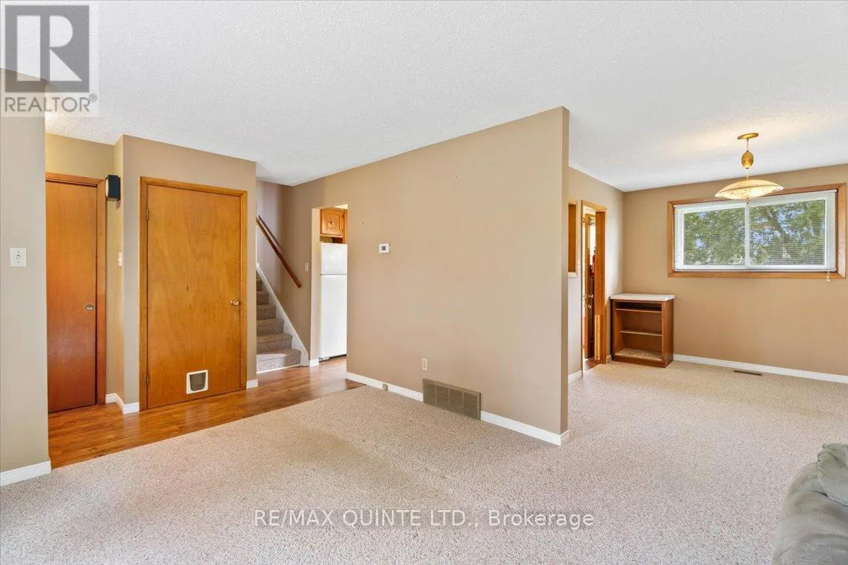 318 MONTROSE ROAD