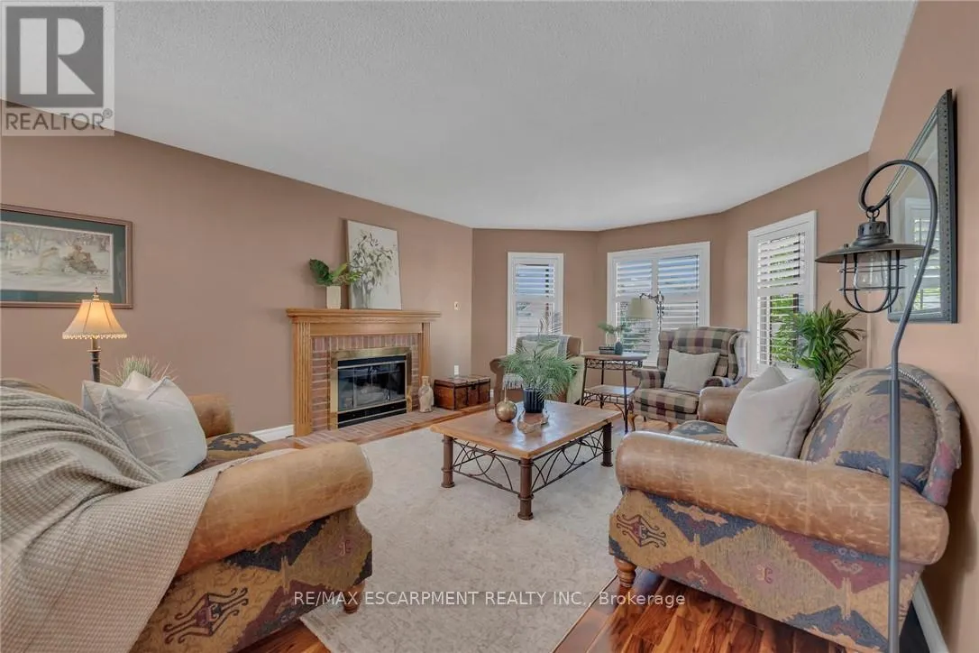 35 HIGHLAND BOULEVARD