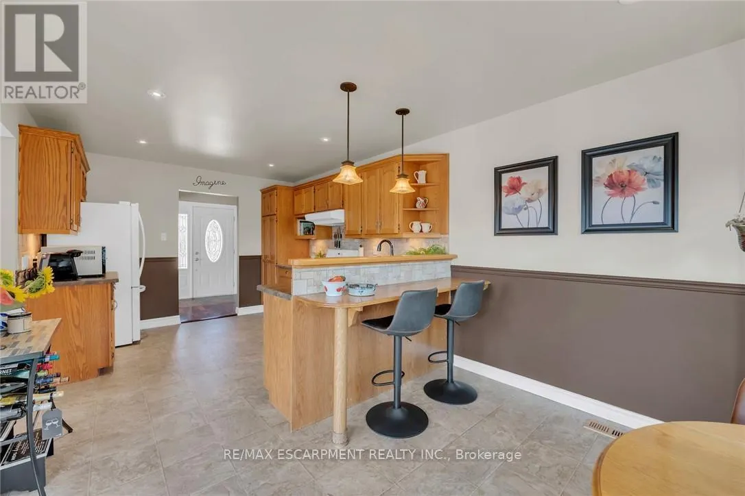 35 HIGHLAND BOULEVARD