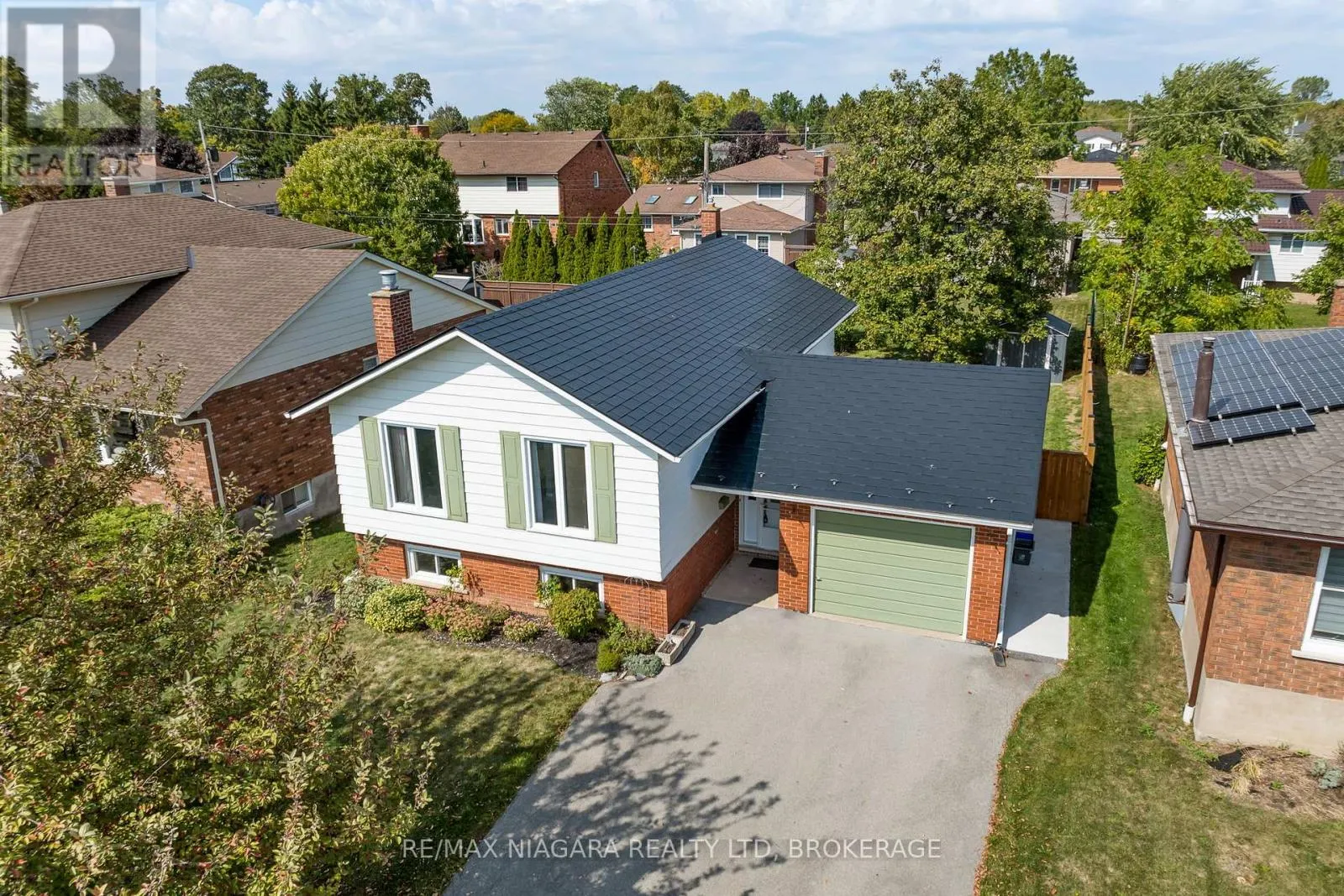 589 STANLEY STREET