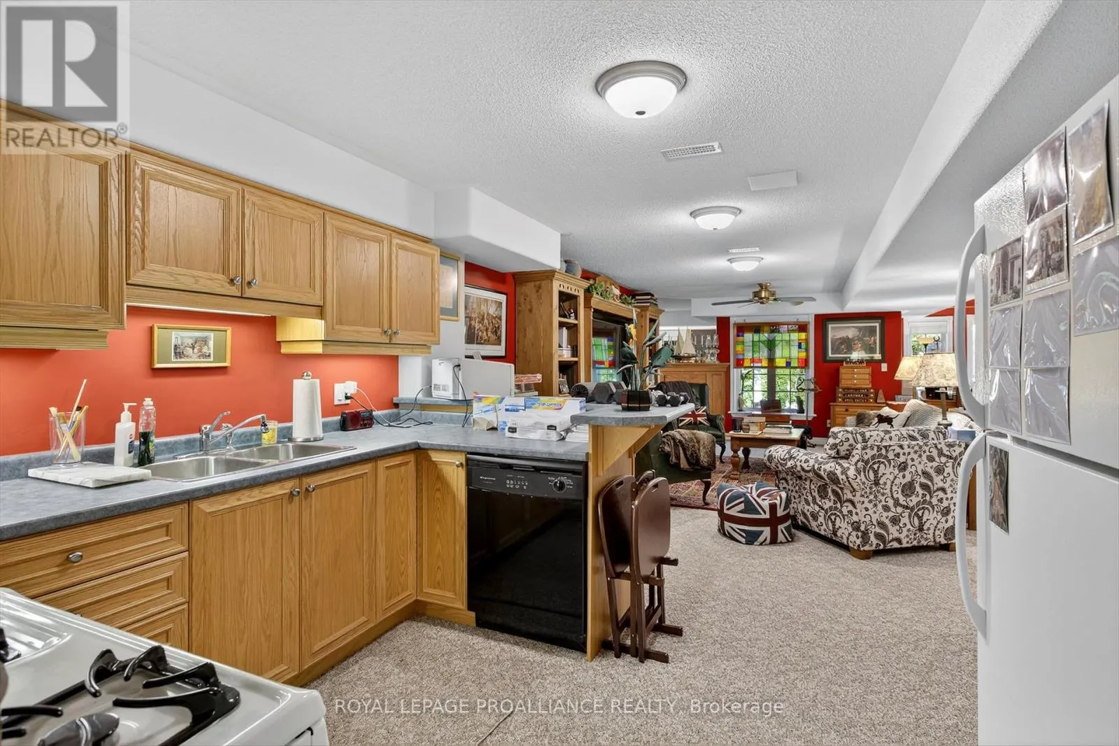 4 - 3053 FRANCES STEWART ROAD