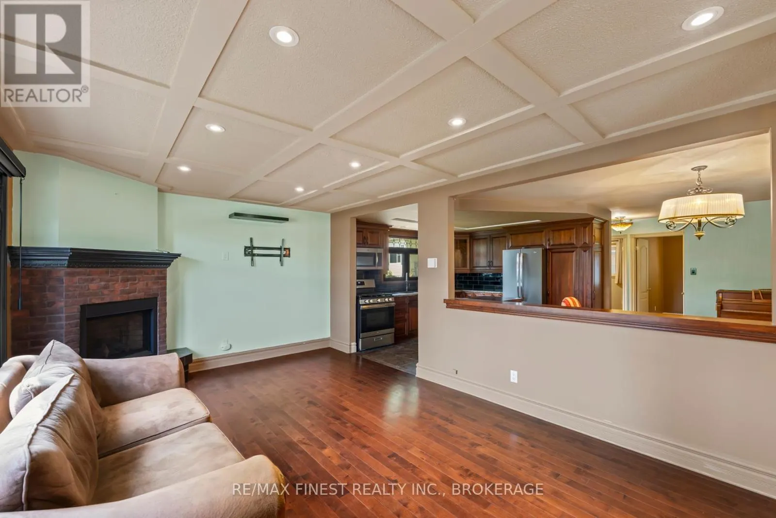 4225 BATH ROAD