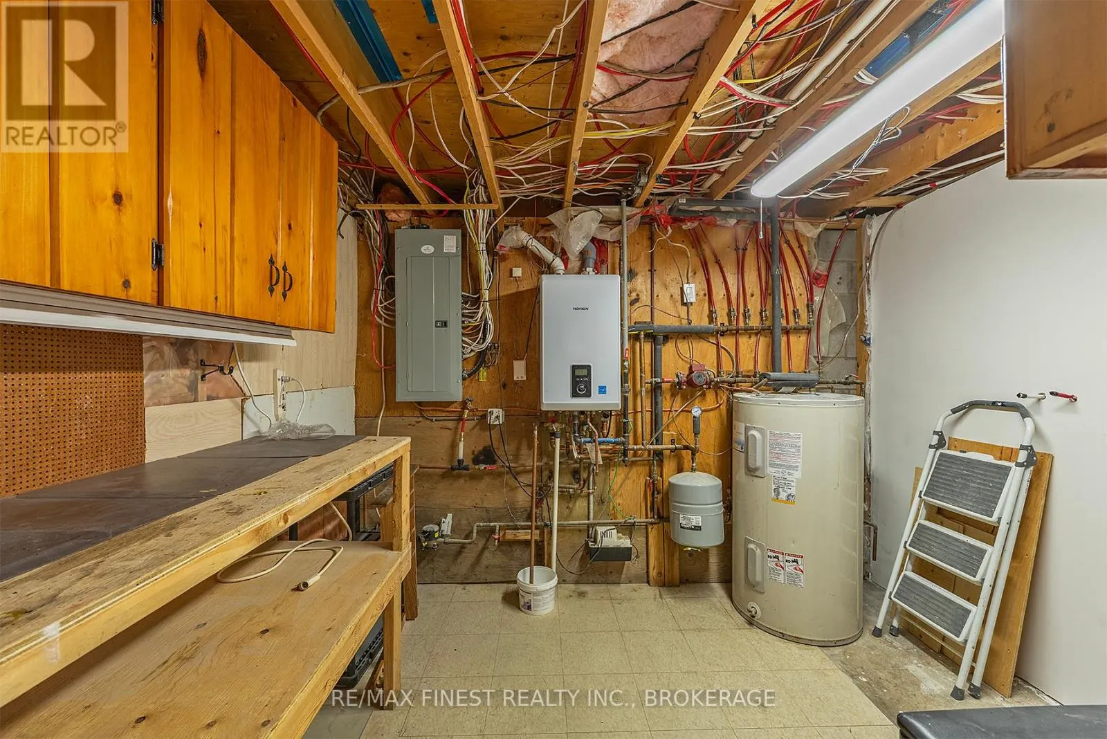 4225 BATH ROAD