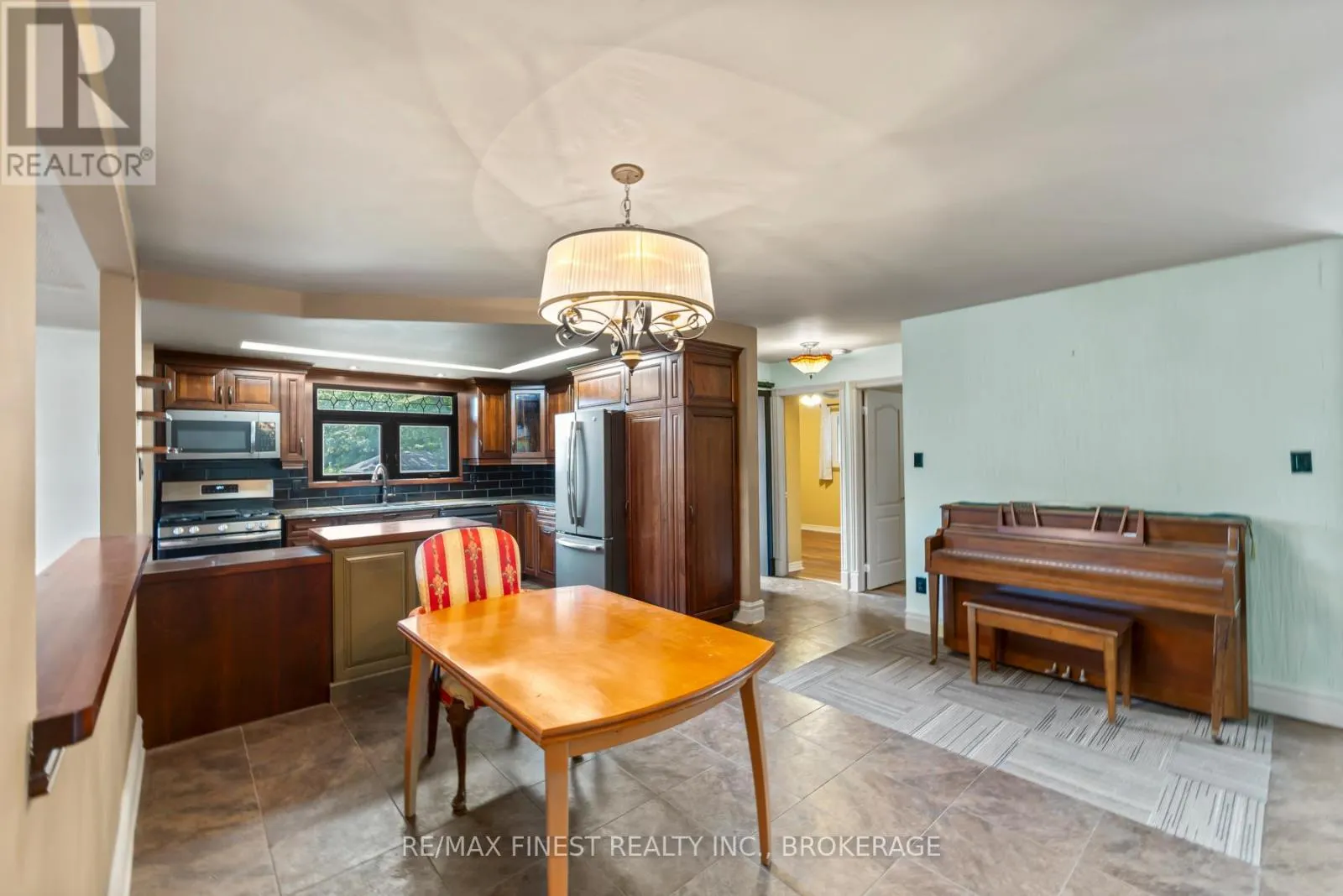 4225 BATH ROAD