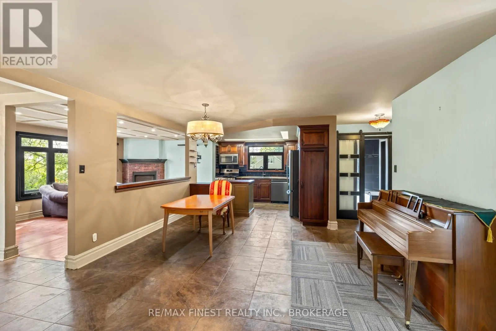4225 BATH ROAD