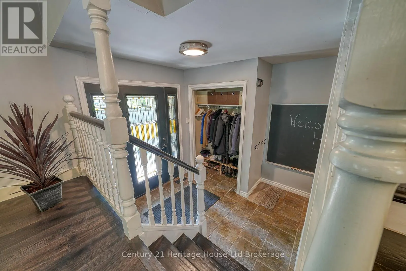 248 VANSITTART AVENUE