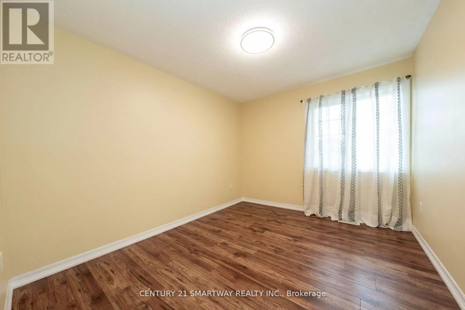 184 MONTREAL CIRCLE