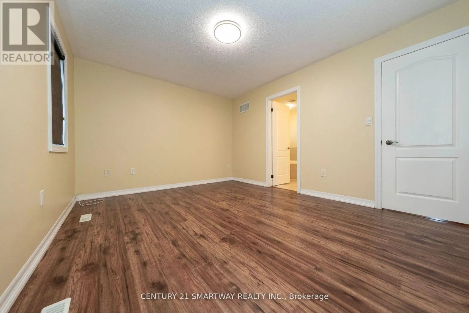 184 MONTREAL CIRCLE