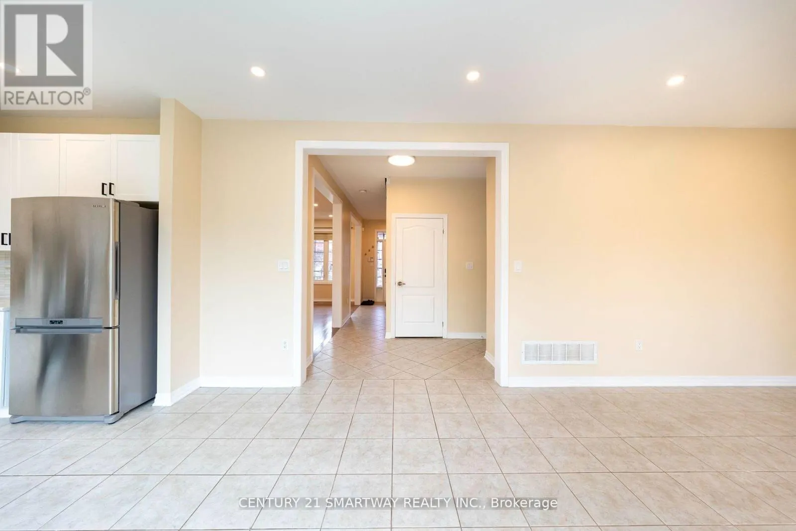 184 MONTREAL CIRCLE