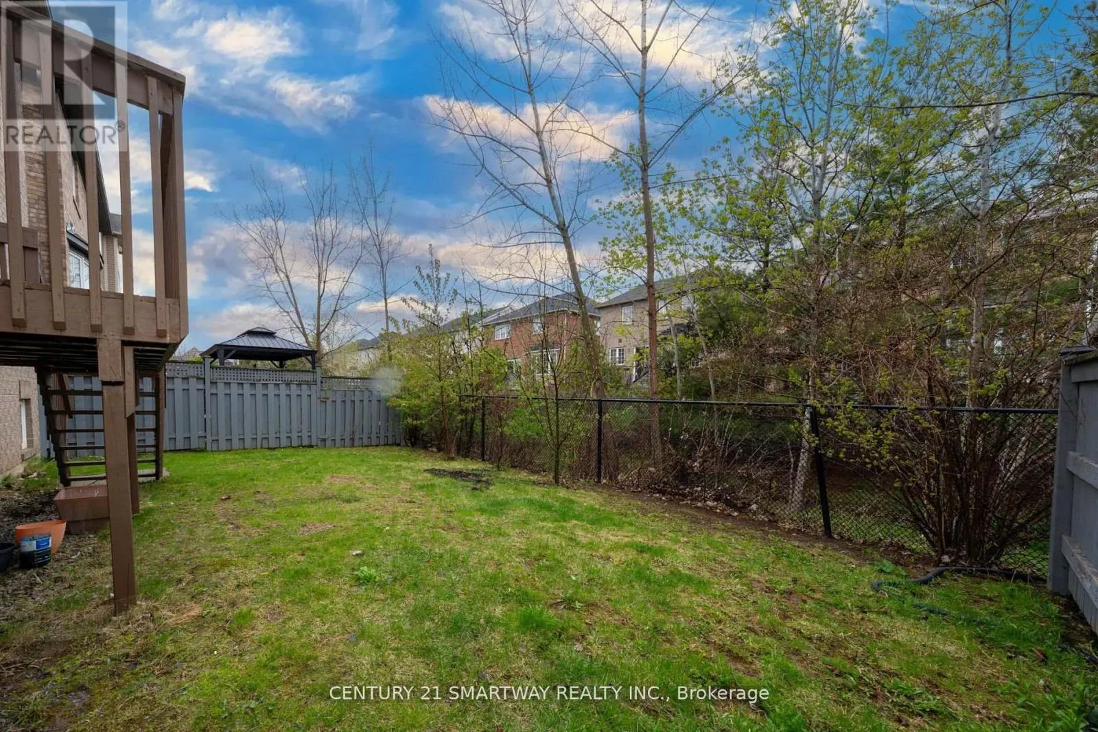 184 MONTREAL CIRCLE