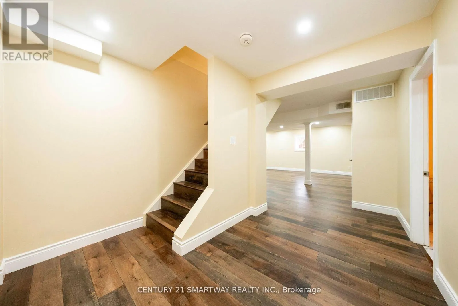 184 MONTREAL CIRCLE