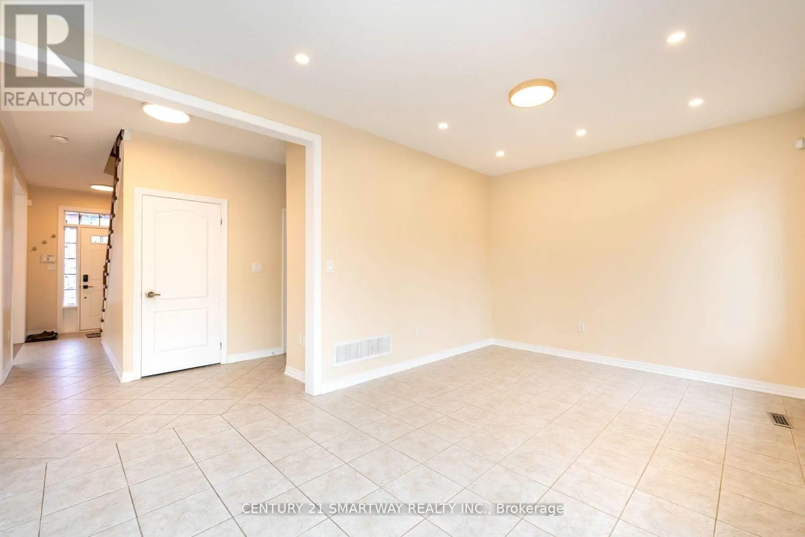 184 MONTREAL CIRCLE