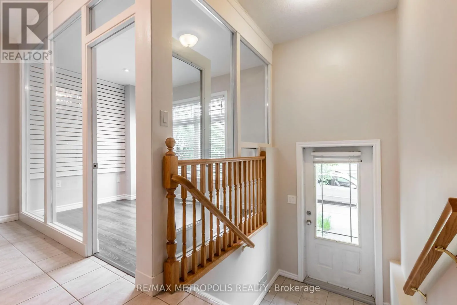 C15 - 619 WILD GINGER AVENUE