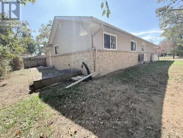 38 SNAKE POINT ROAD