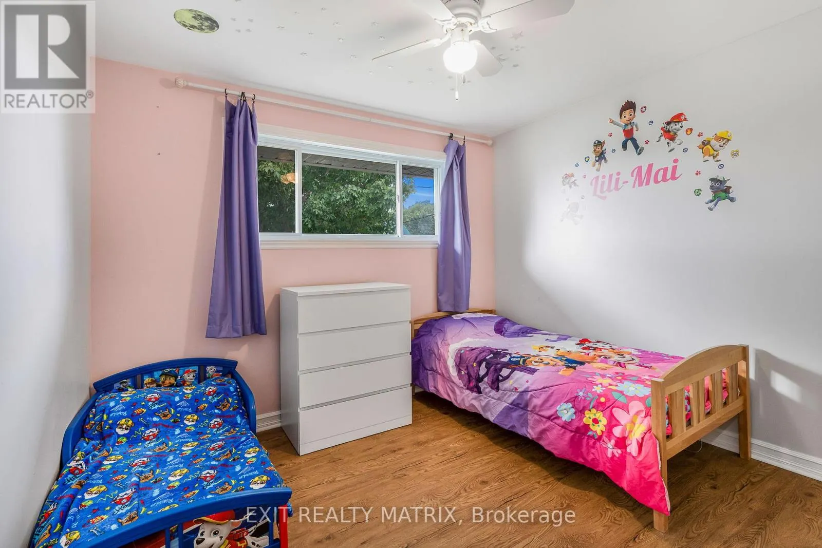 94 PEEL STREET E