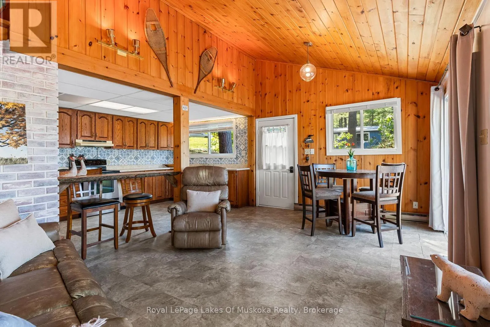 4 - 1379 MUSKOKA ROAD 169, #4