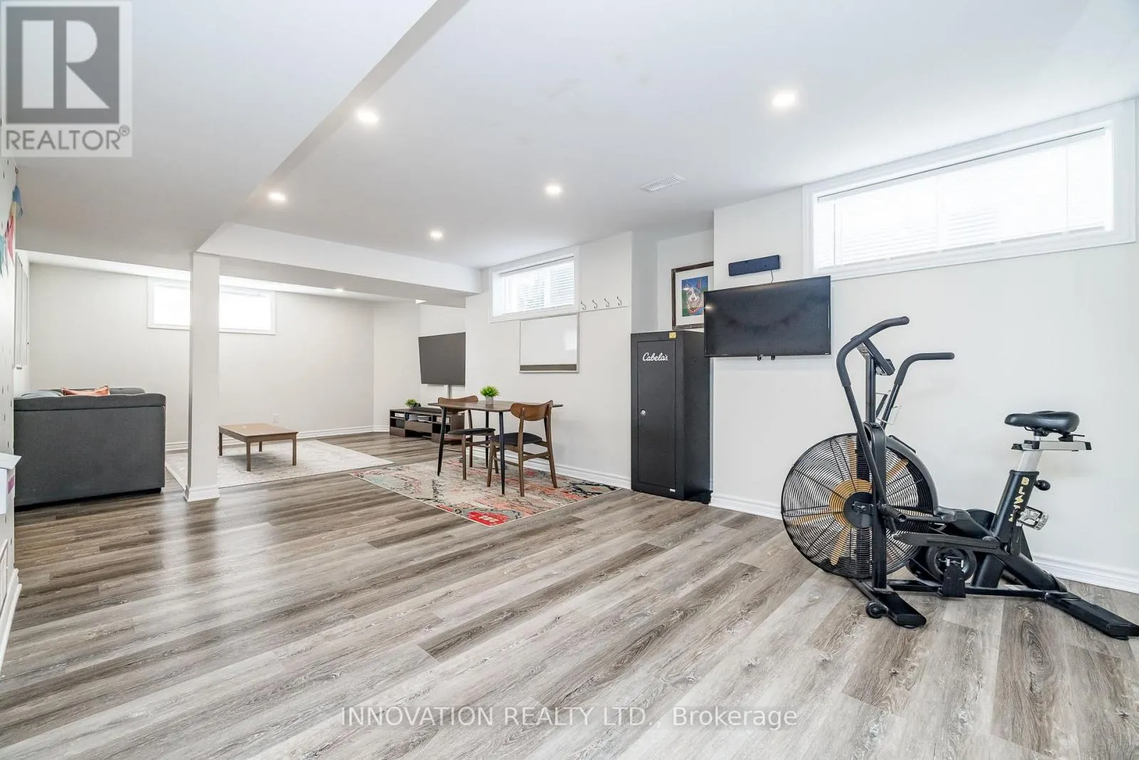 44 WHITE TAIL DRIVE