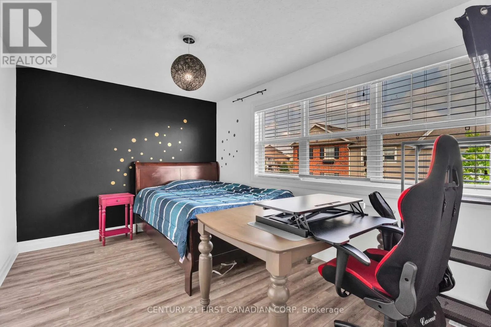 8 - 1850 BEAVERBROOK AVENUE, #8