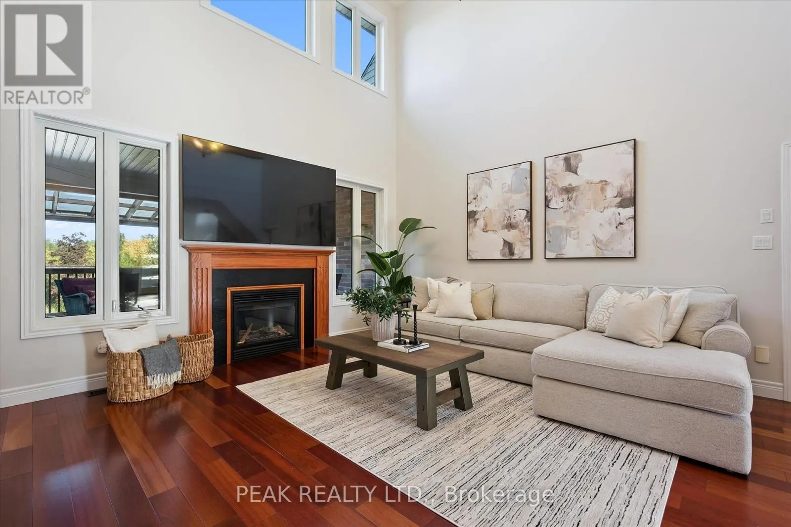 308 TOWNSEND DRIVE