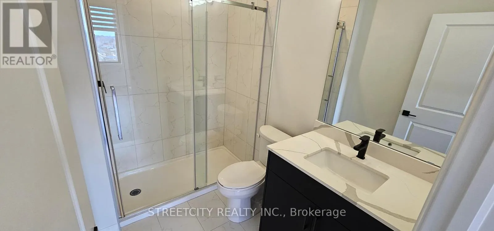 53 - 3900 SAVOY STREET, #53