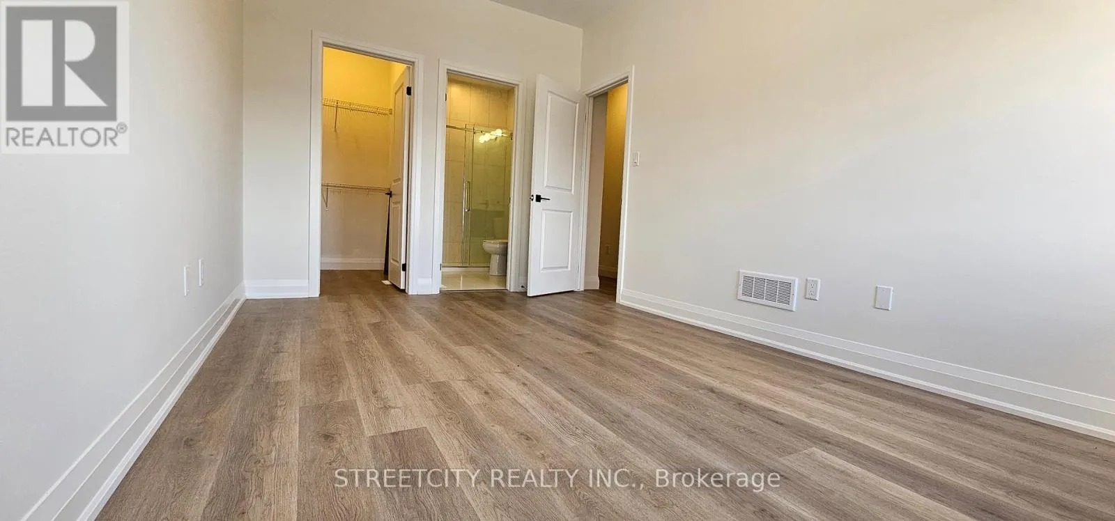 53 - 3900 SAVOY STREET, #53