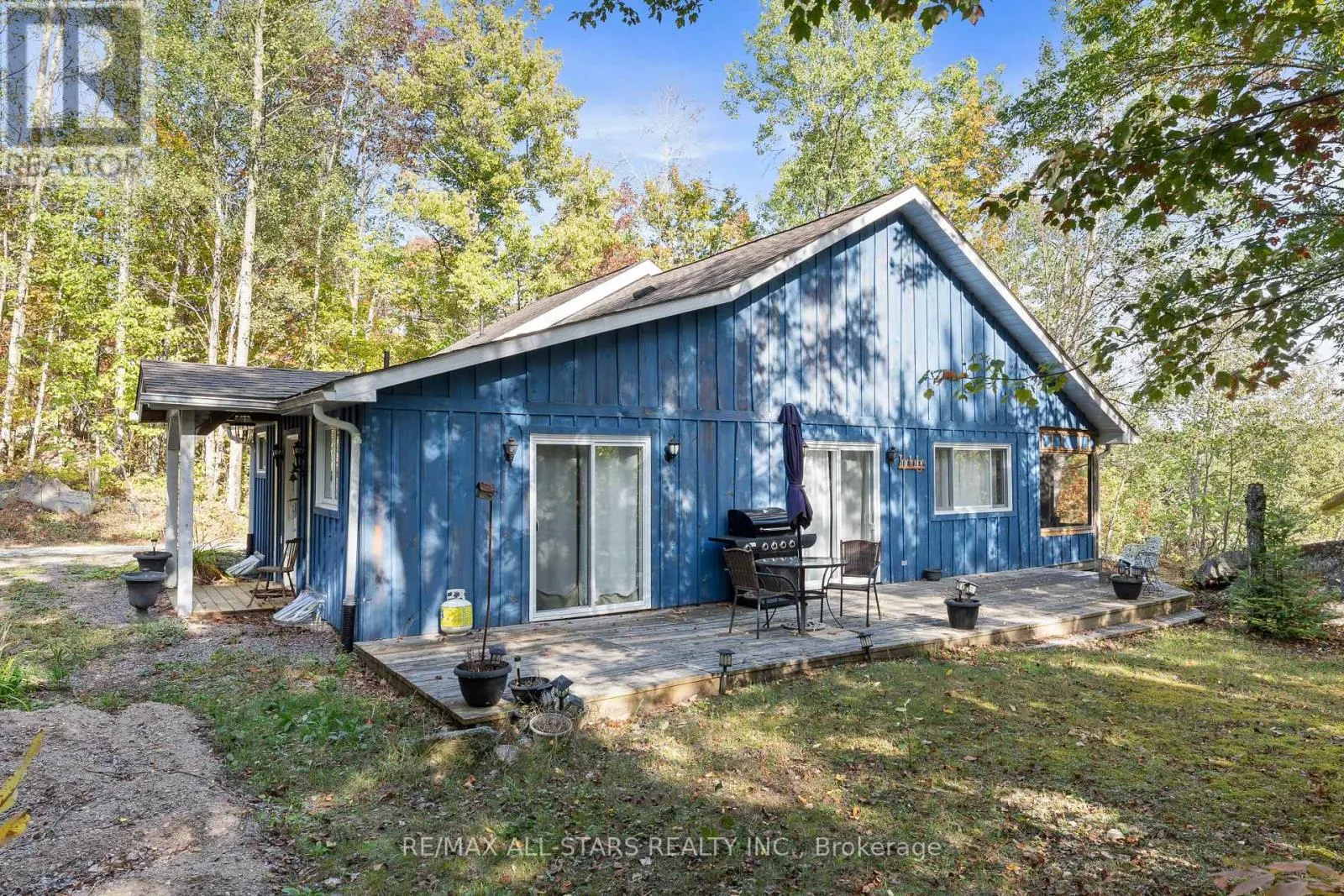 1142 ENGLISH CIRCLE