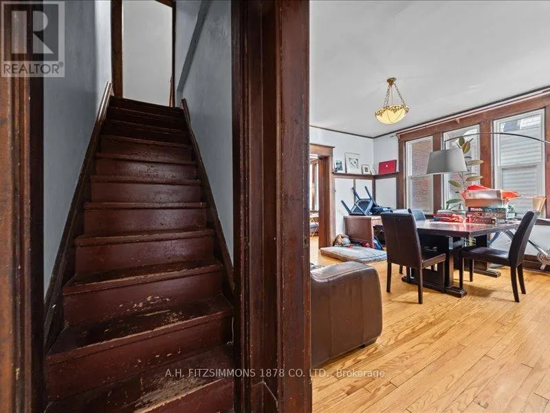 18-20 WOODLAWN AVENUE