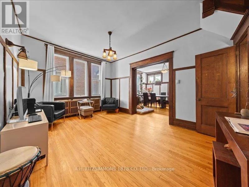 18-20 WOODLAWN AVENUE