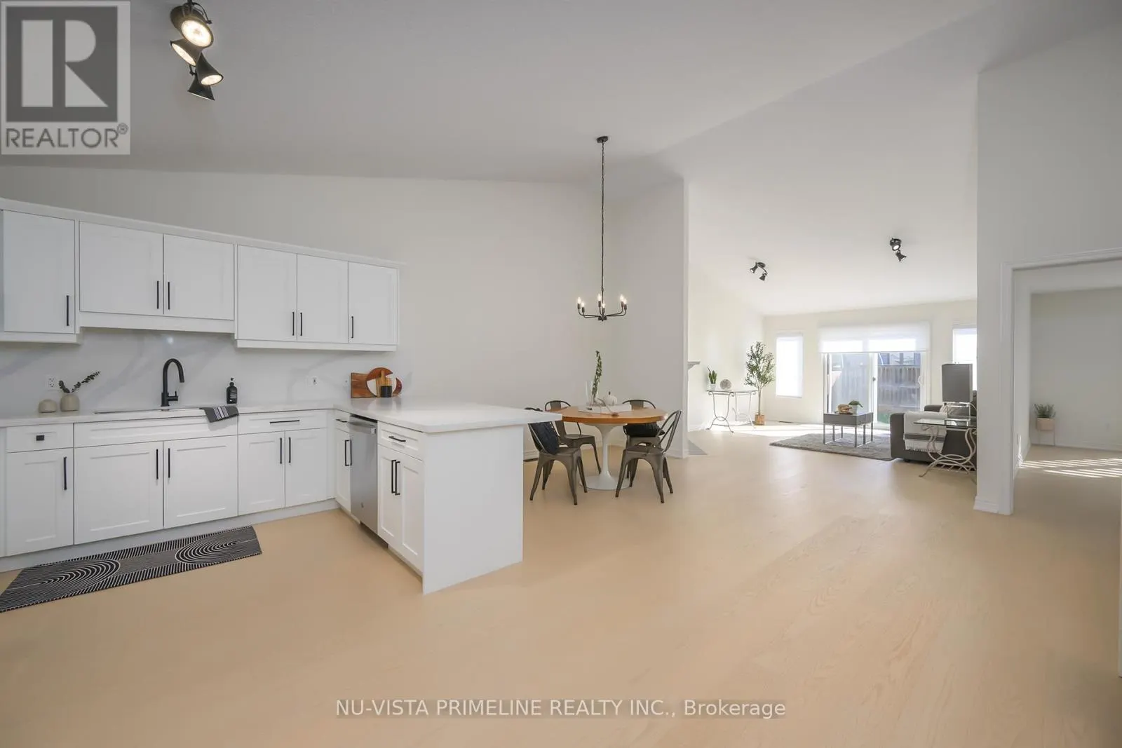 566 BLUEBELL ROAD