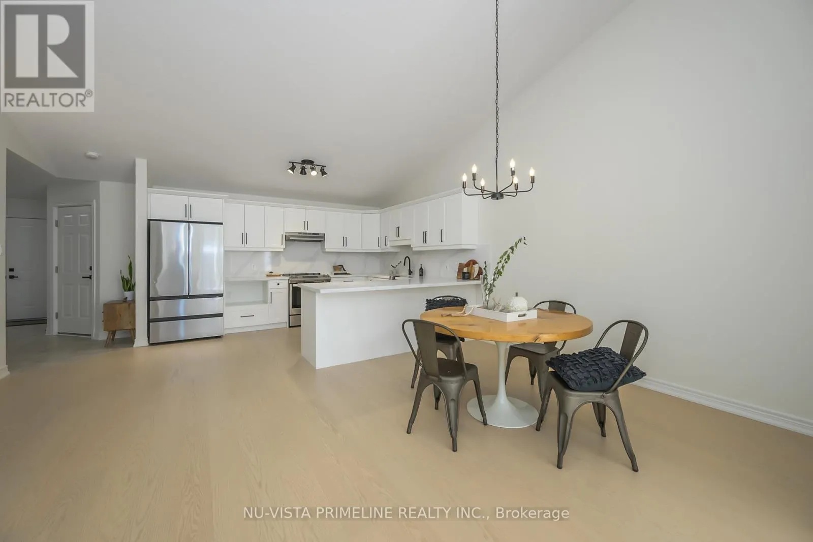 566 BLUEBELL ROAD