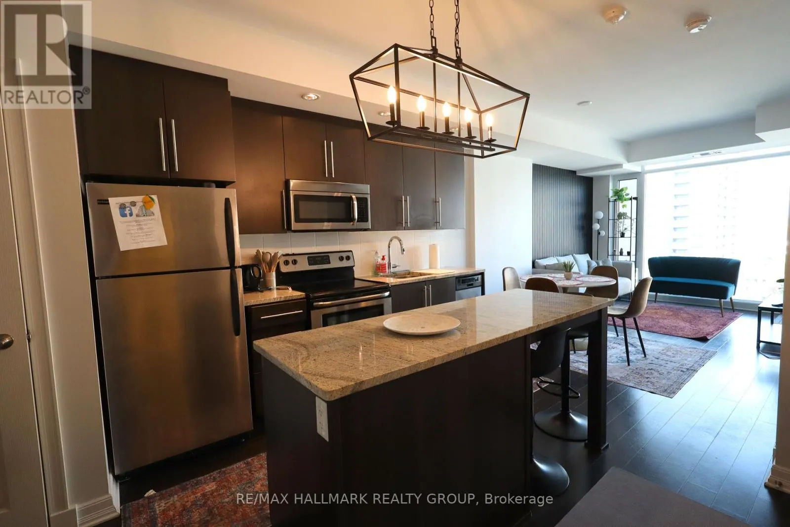 1109 - 238 BESSERER STREET