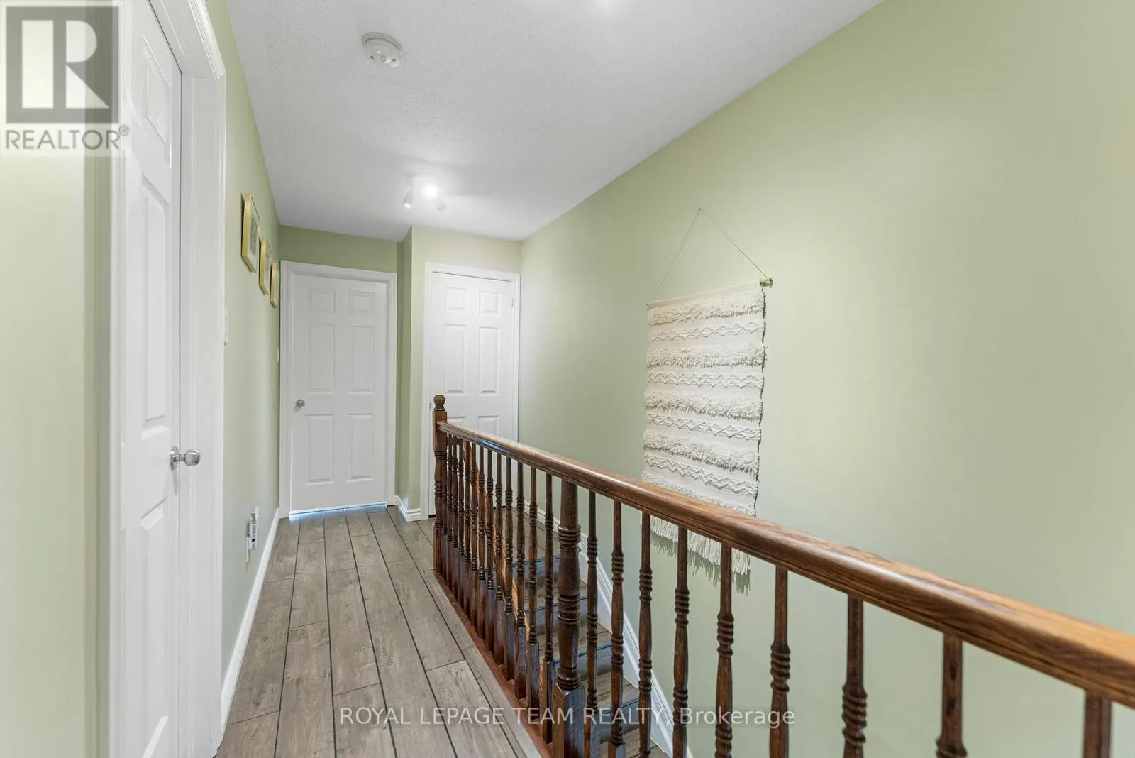 368 CROWNRIDGE DRIVE