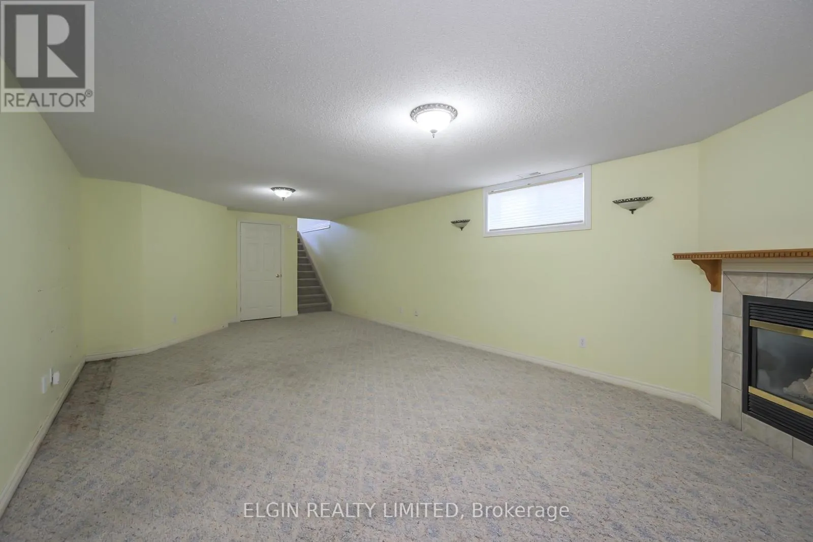1 MAGNOLIA COURT