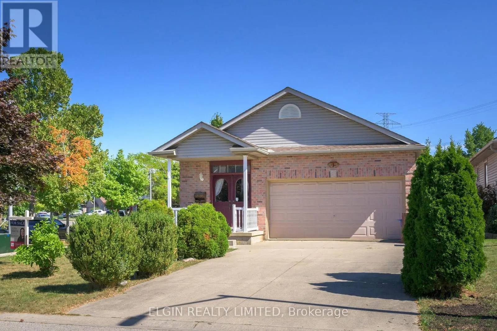 1 MAGNOLIA COURT