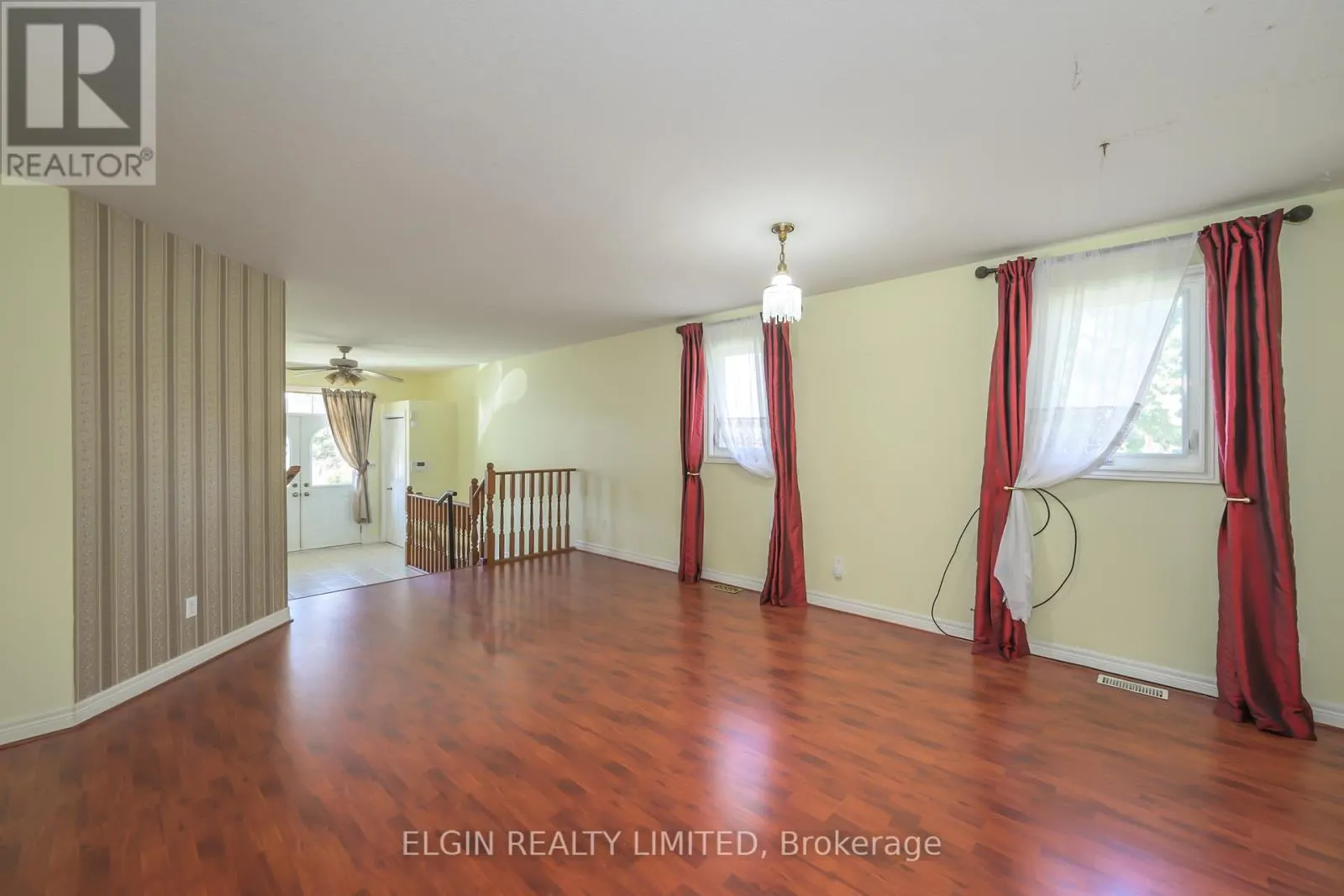 1 MAGNOLIA COURT
