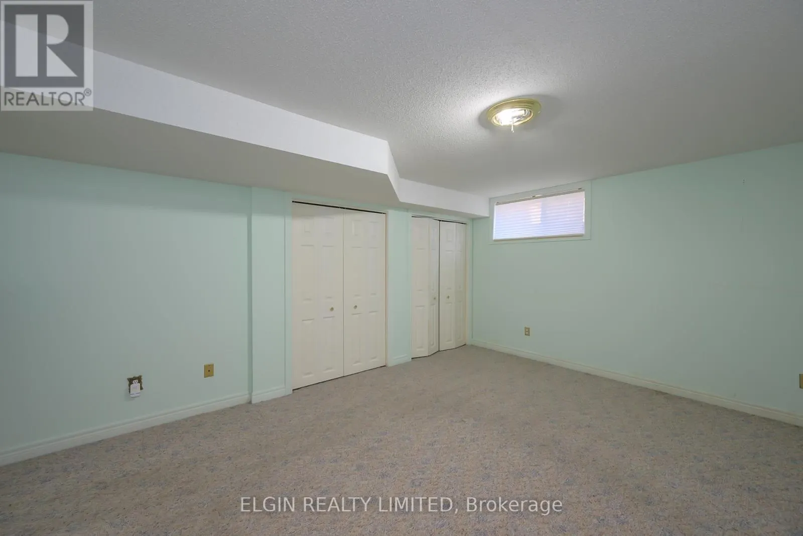 1 MAGNOLIA COURT