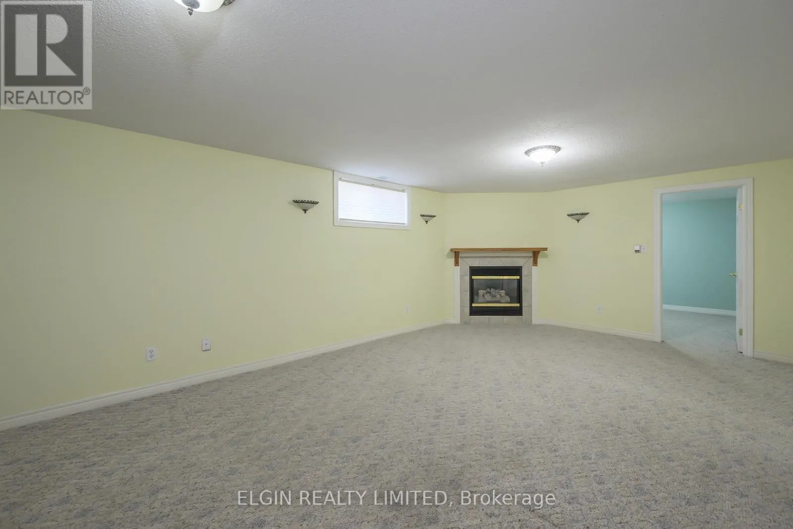 1 MAGNOLIA COURT