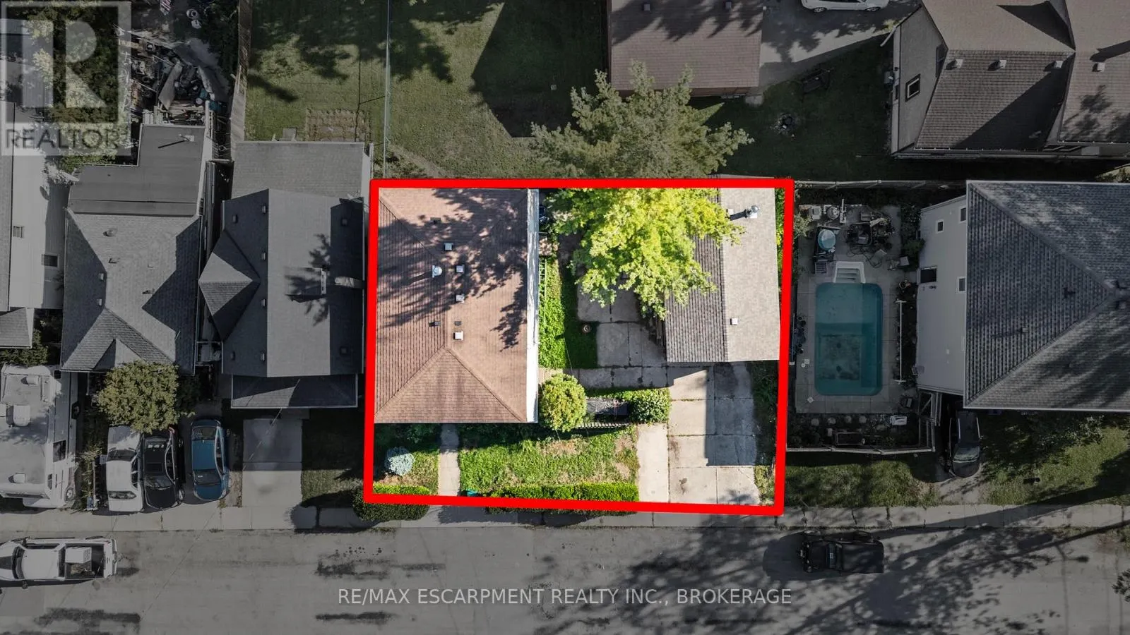 15 MCCORMICK STREET