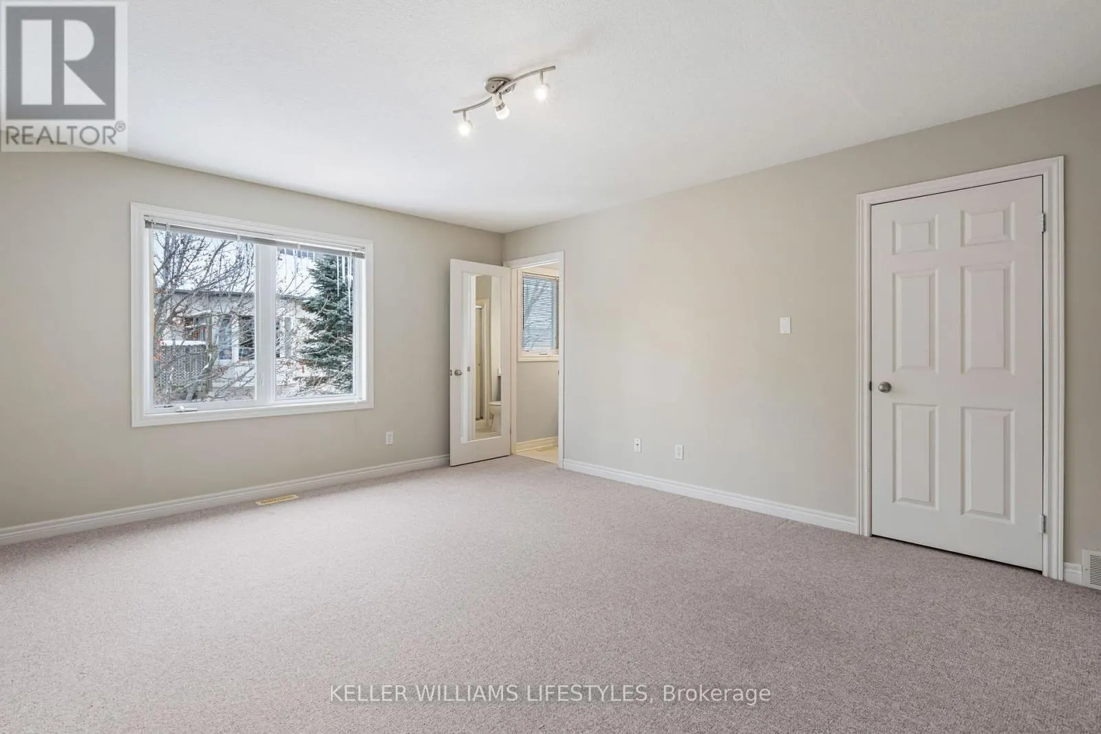 43 - 505 BLUE JAY DRIVE, #43