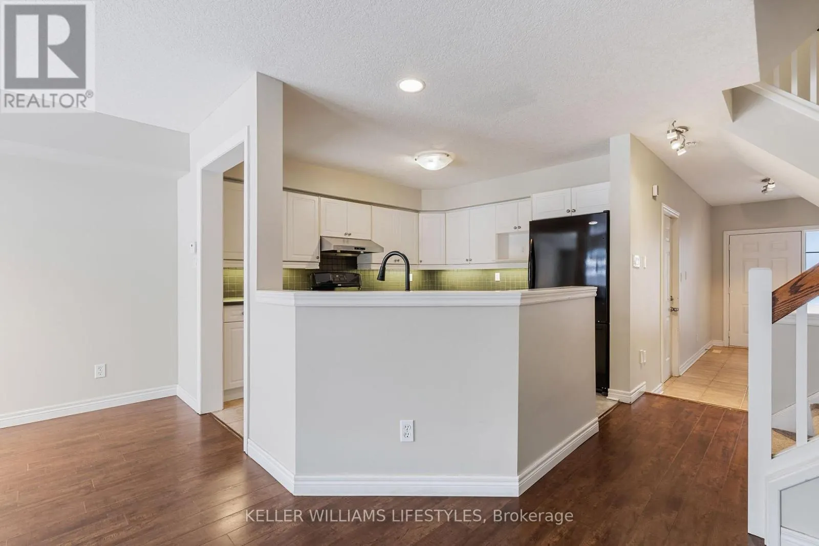 43 - 505 BLUE JAY DRIVE, #43