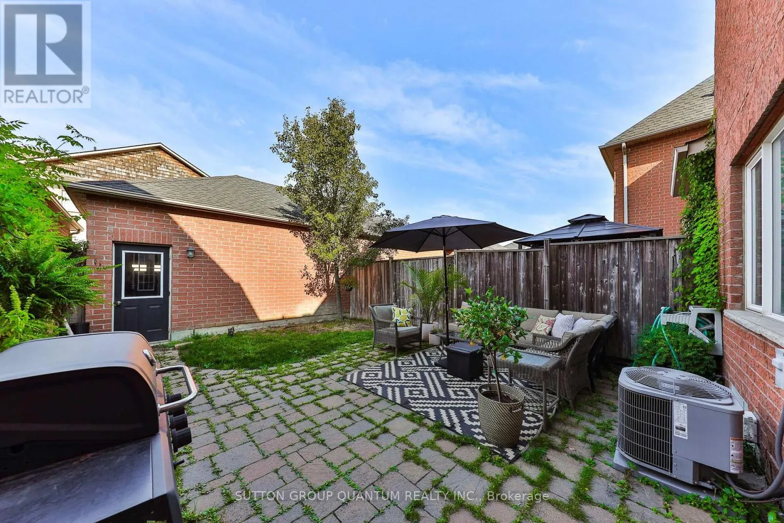 65 WESTHAMPTON WAY