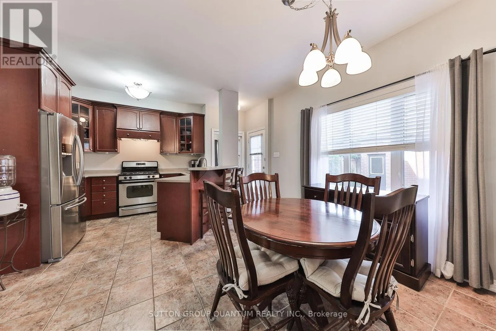 65 WESTHAMPTON WAY