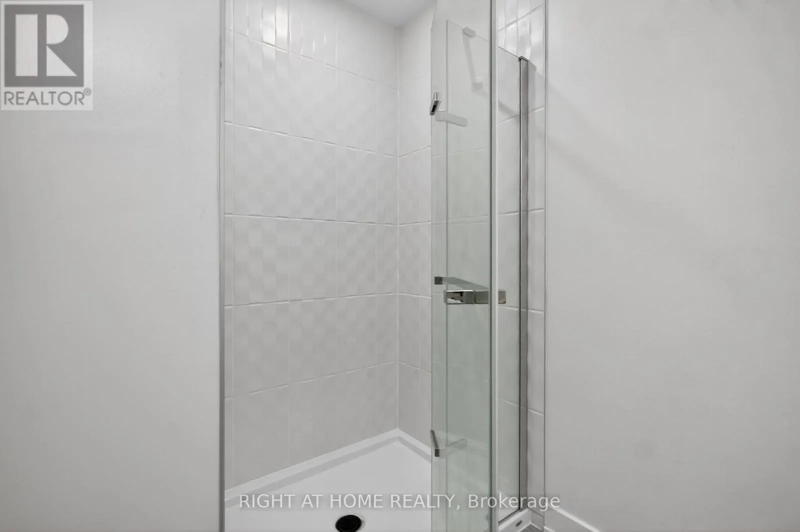 2329 GOLDHAWK DRIVE
