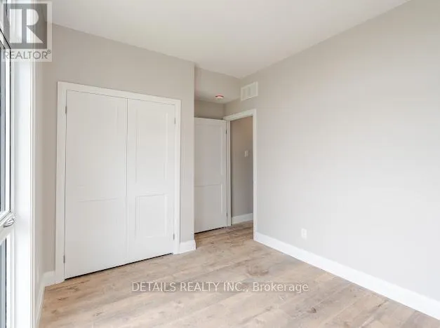 101 - 659 DONAT STREET