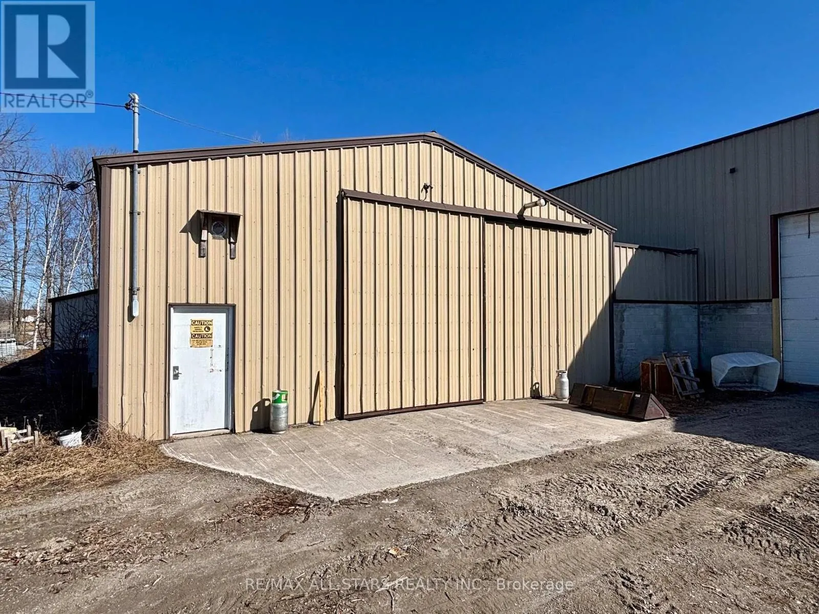 542 PORTAGE ROAD